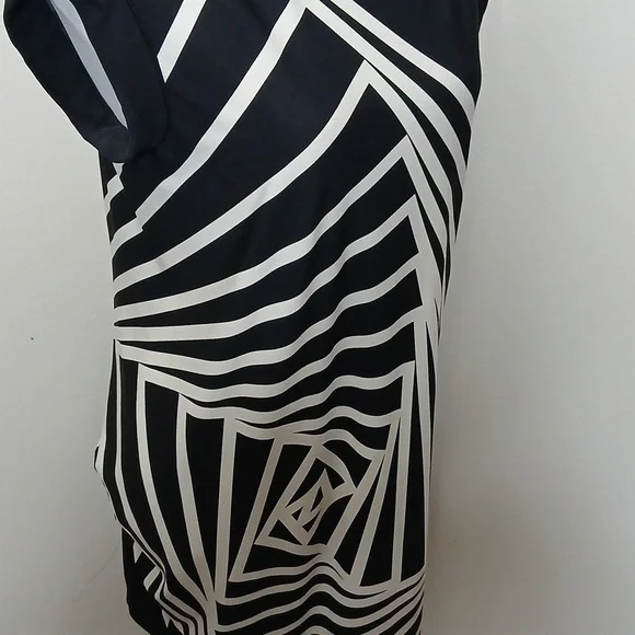 BCBG Maxazria black & white abstract midi dress size Small - Picture 4 of 15